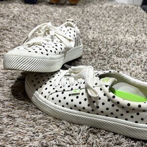 Cariuma Black and White Polka Dot Sneakers